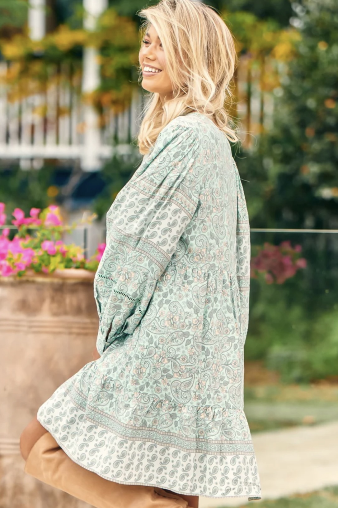 Jaase – Leo Mini Dress: Mint Paisley Print